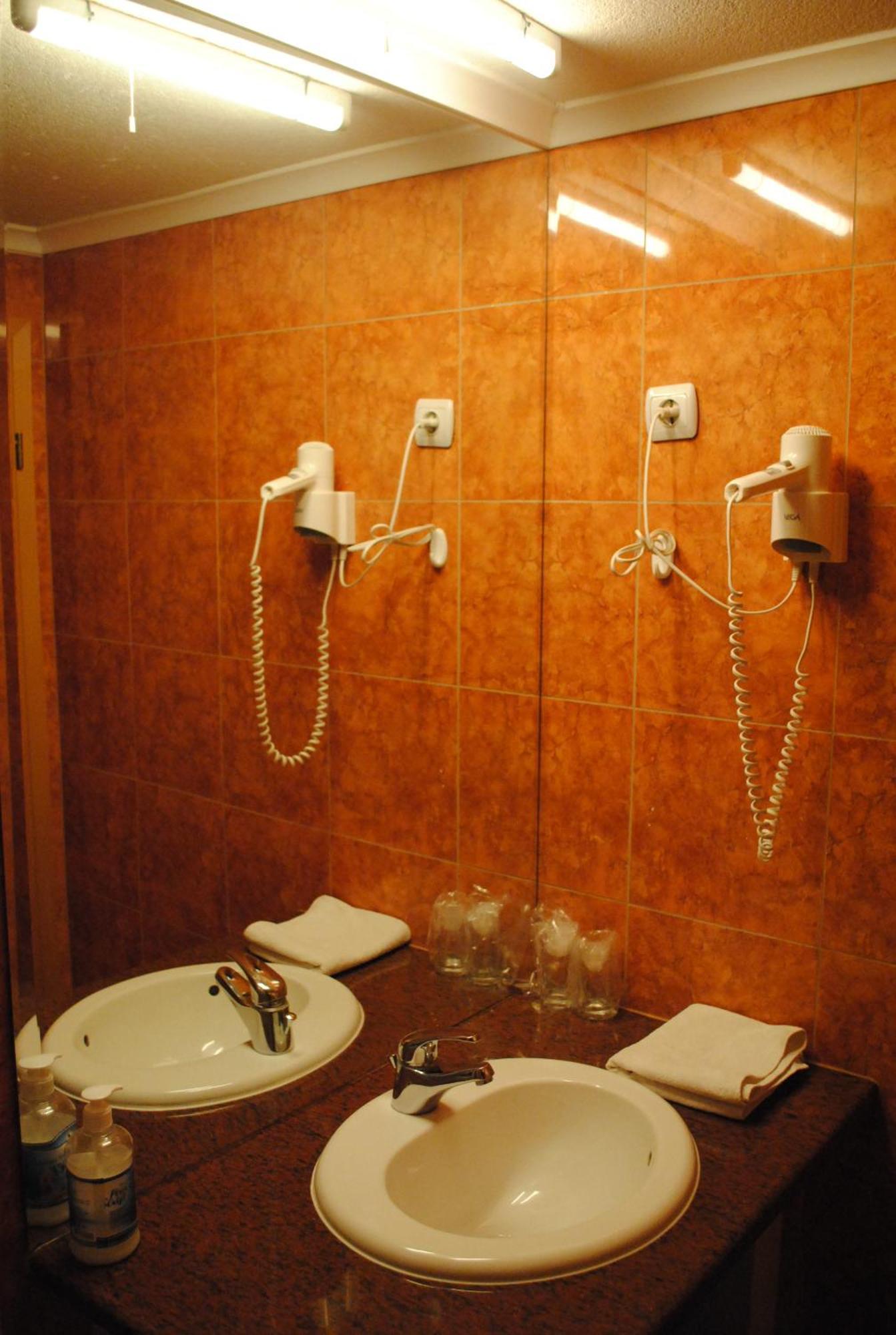 Motel Kiwi Grude 部屋 写真